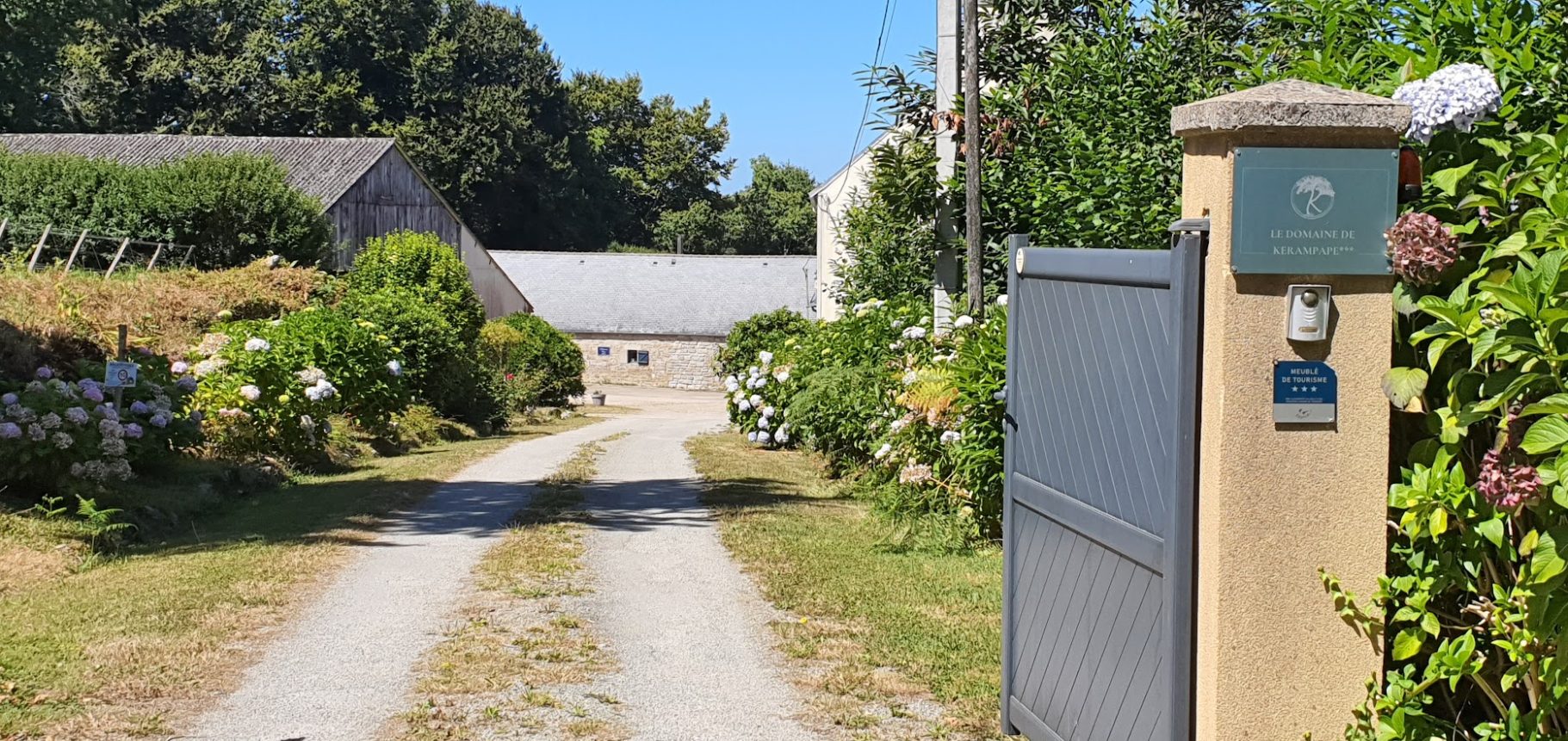 Propriété avec gîtes classés 3 étoiles